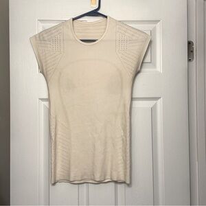 Lululemon cream color Athleisure Shirt